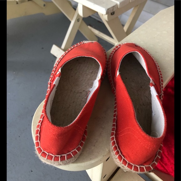 Soludos girls burnt orange Espadrilles NWOB - Picture 2 of 4